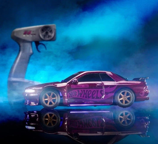 Mattel RC/RLC 1:64 Radio Controlled Nissan Skyline R32 Pandem Vehicle