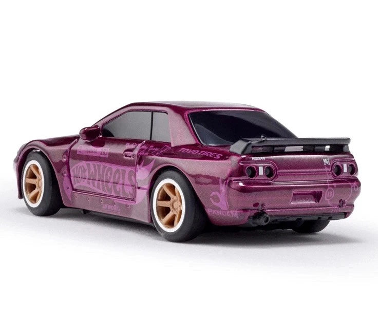 Mattel RC/RLC 1:64 Radio Controlled Nissan Skyline R32 Pandem Vehicle